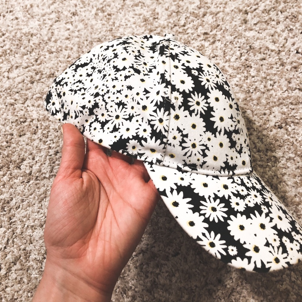 Daisy and Aztec Baseball Caps